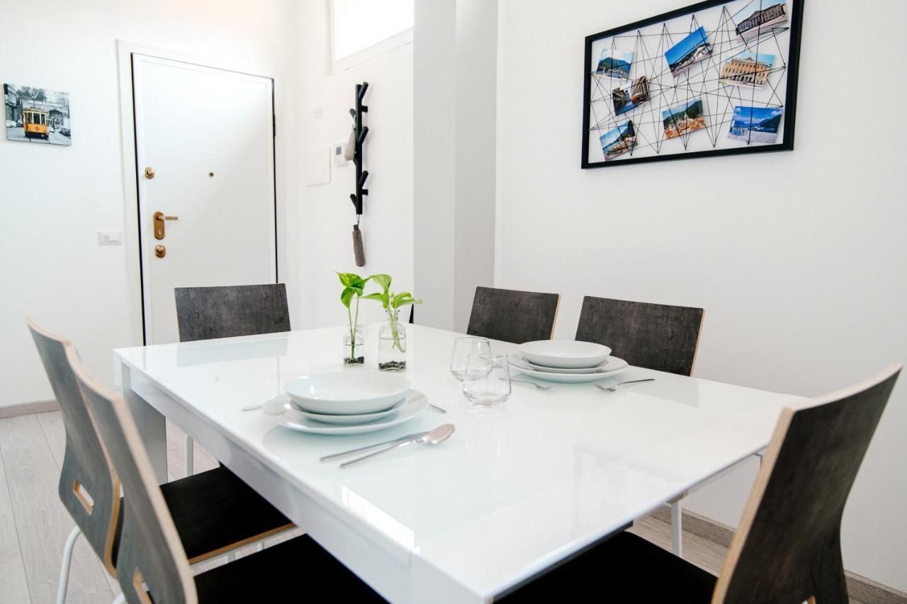 Bright Home - The House Of Travelers Como Eksteriør billede